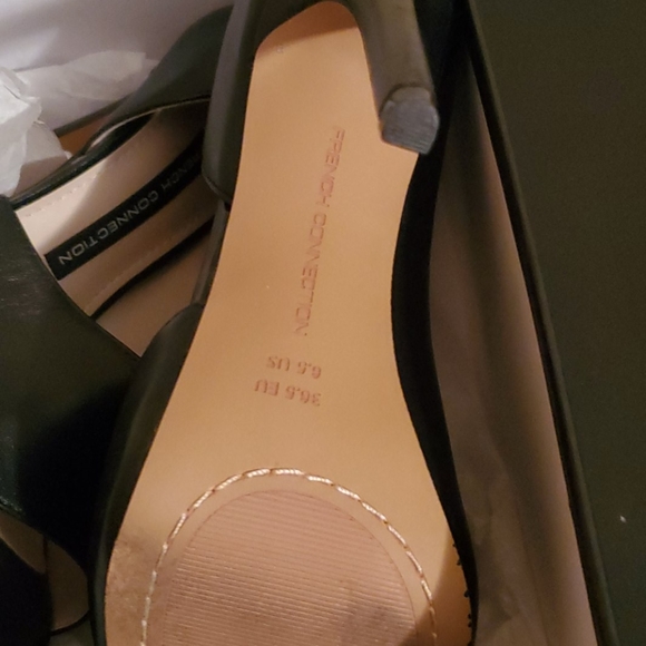 Shoes - Picture 7 of 7